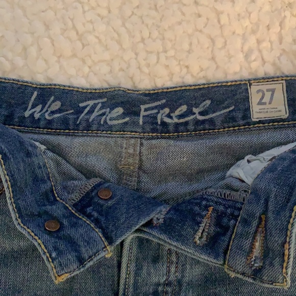 Women’s Free People denim shorts size 27 - Picture 3 of 3